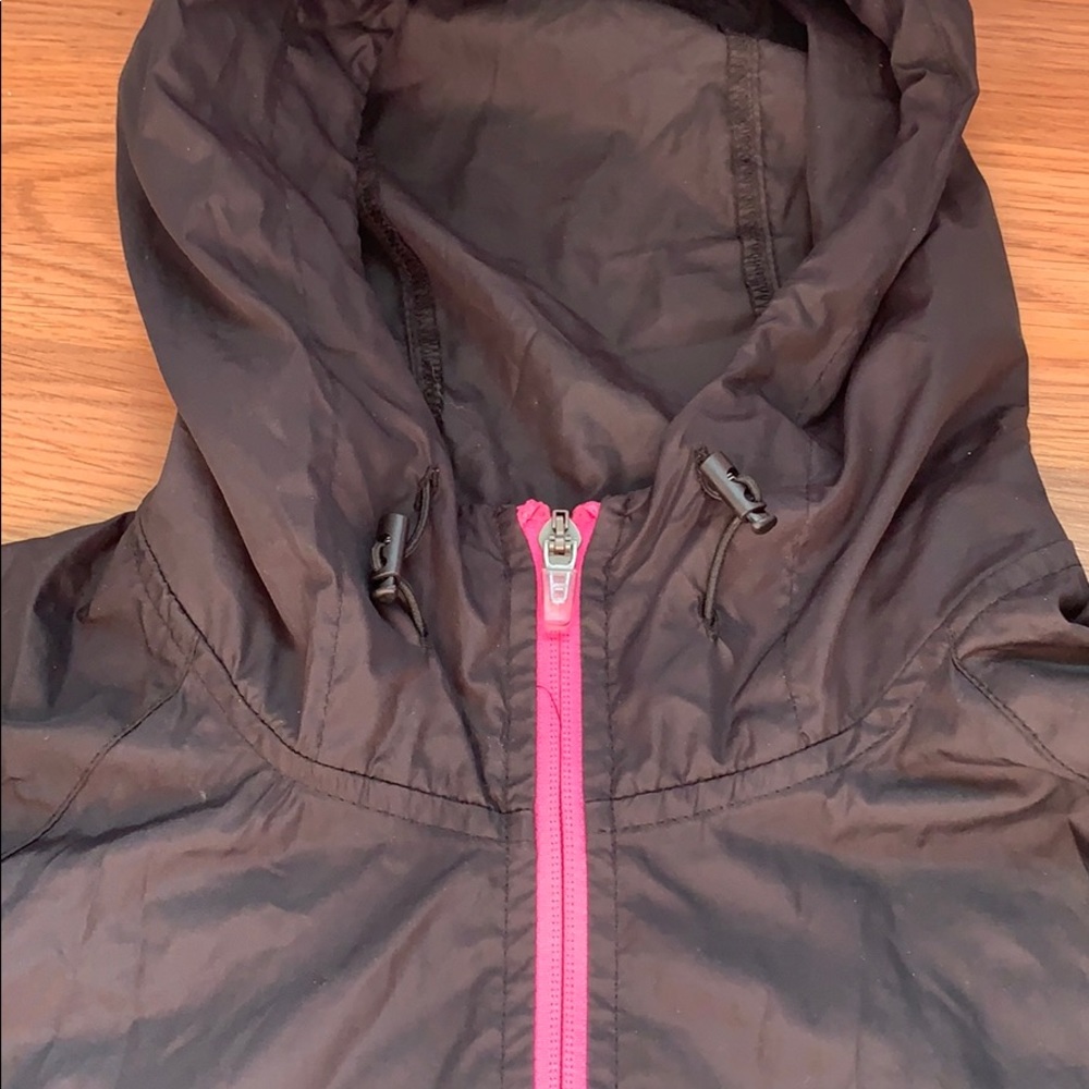 Asics Running Jacket - Picture 2 of 5